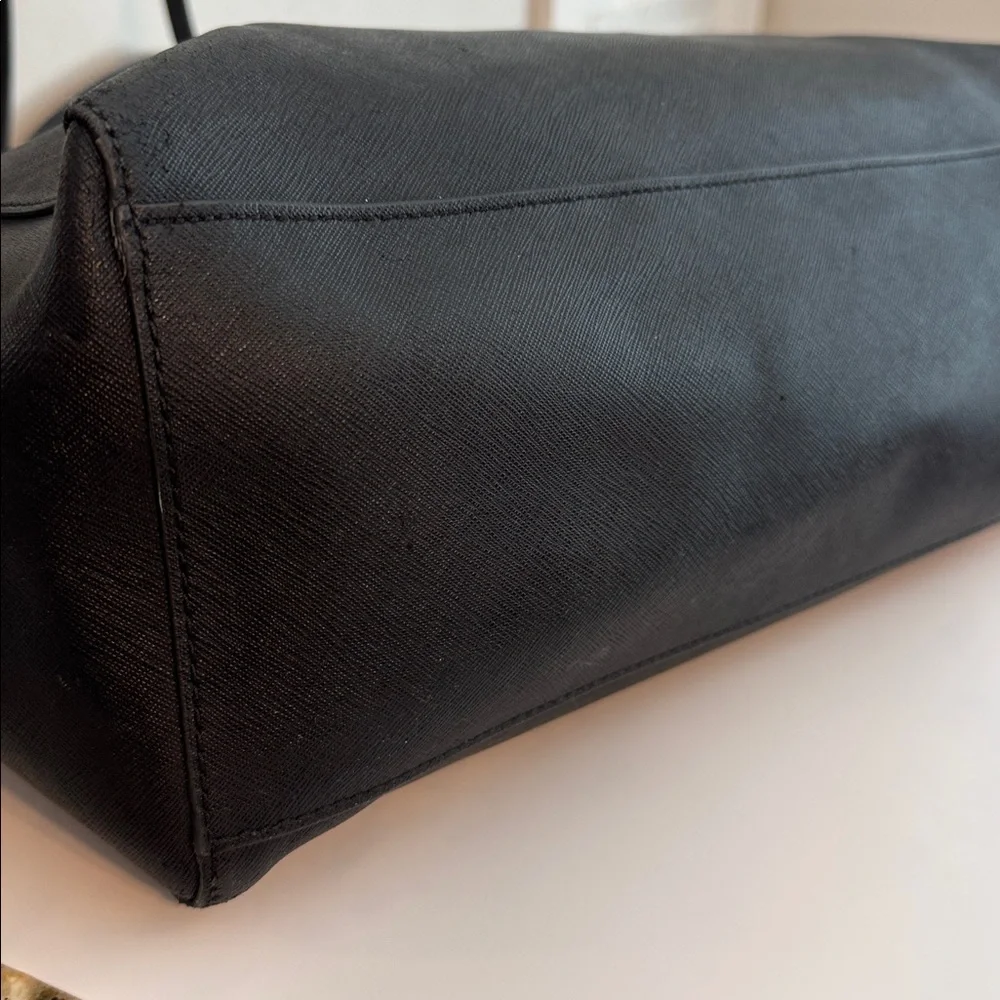 Tory Burch York Buckle Tote - Picture 7 of 10